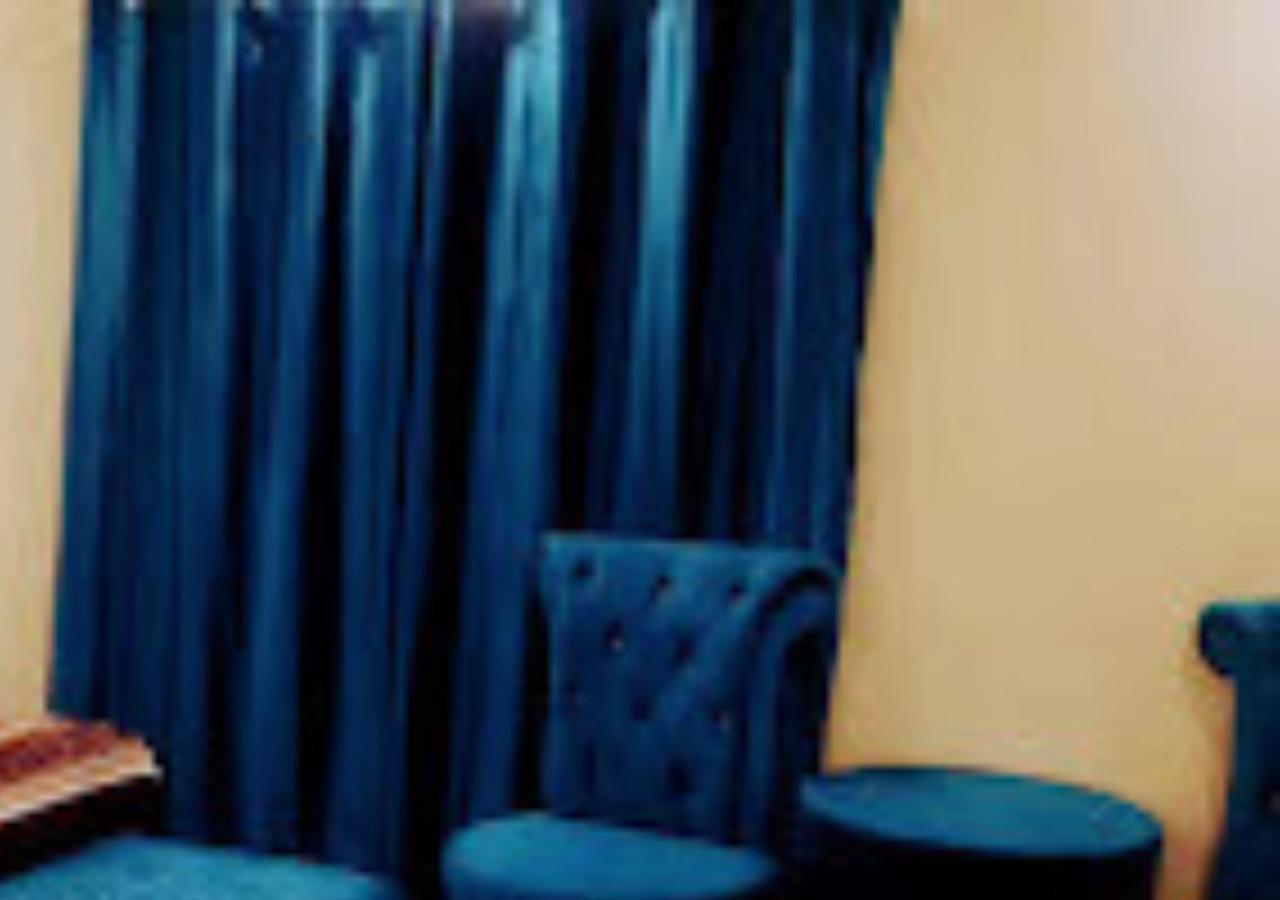 Hotel Day In Emporium Lahor Dış mekan fotoğraf